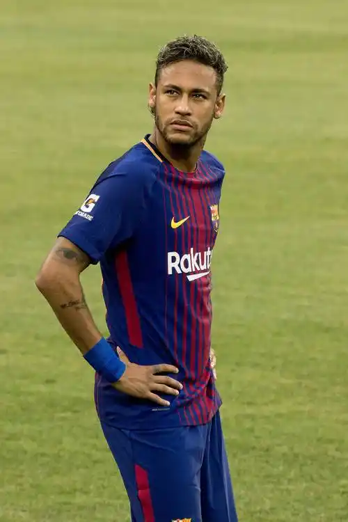 高的球员格 高的球员格