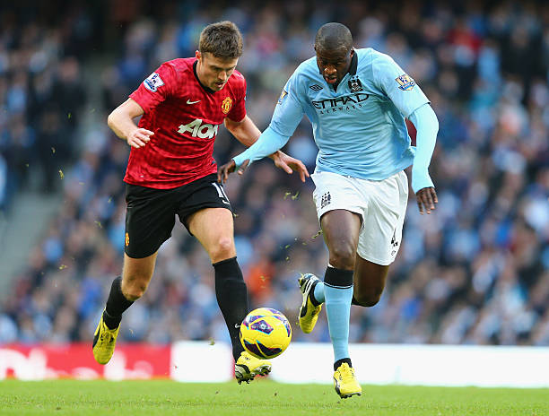 反映了足球 反映了足球