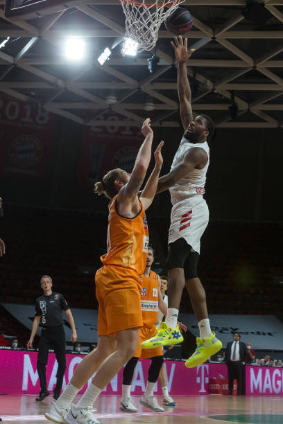 承受了巨大 承受了巨大