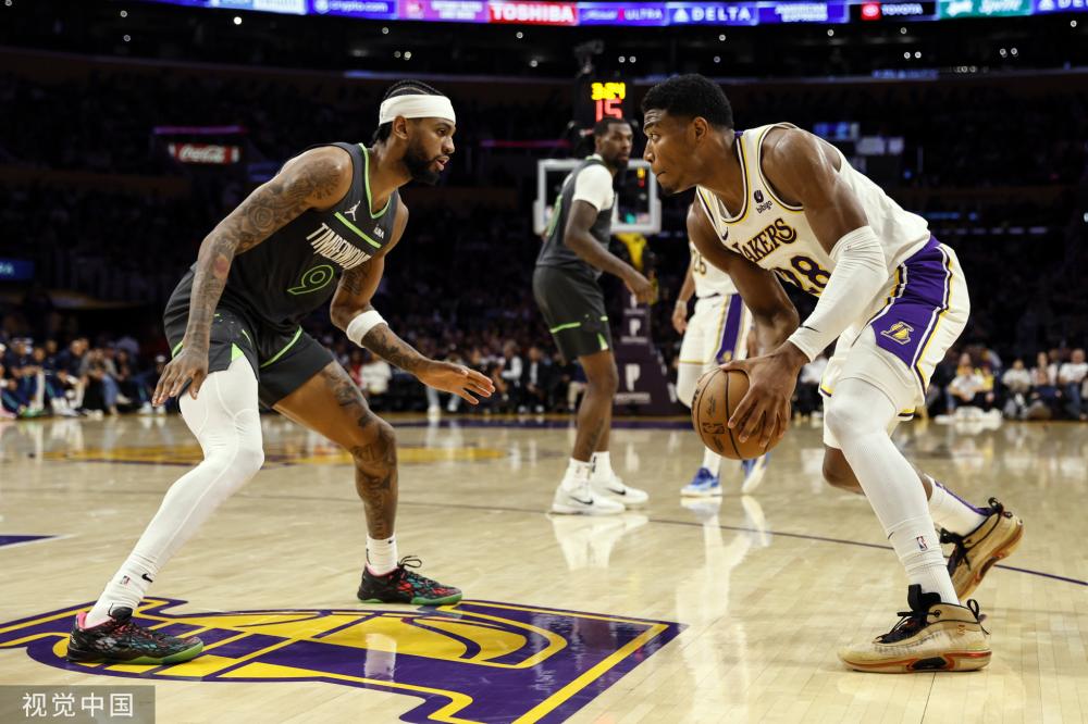 这与他在场 这与他在场